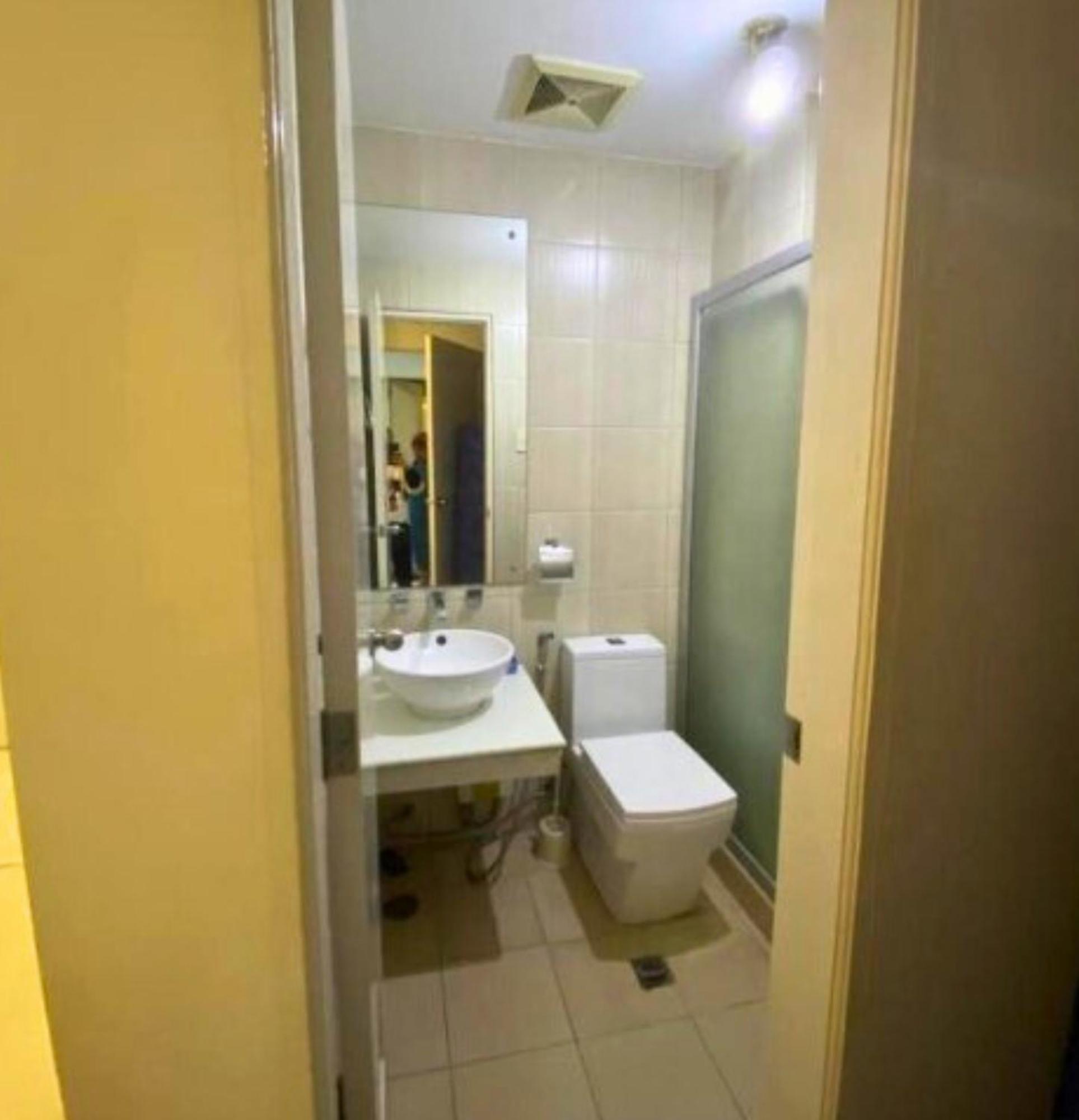 Near Us Embassy X Free Unlimited Pool, Massage & Sauna Access X Promo This Month! Explore Deluxe Studio W Balcony In Manila Perfectly Situated Near Naia Airport, Heart Of Manila Updated 2025 Price For Your Unforgettable Ultimate Staycation Experience Bagian luar foto