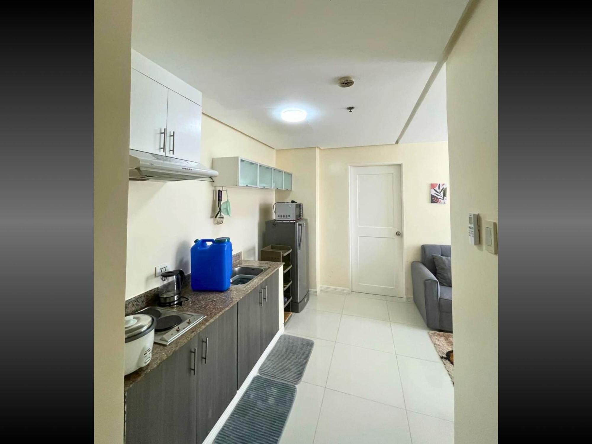 Near Us Embassy X Free Unlimited Pool, Massage & Sauna Access X Promo This Month! Explore Deluxe Studio W Balcony In Manila Perfectly Situated Near Naia Airport, Heart Of Manila Updated 2025 Price For Your Unforgettable Ultimate Staycation Experience Bagian luar foto